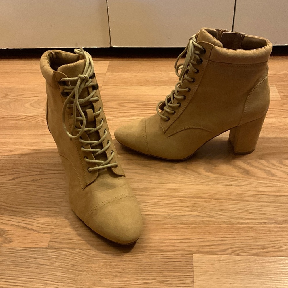 New in Box Heeled Faux Suede Lace Up Booties
